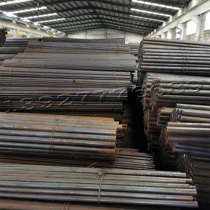 鋼管倉庫內(nèi)產(chǎn)品 鋼管倉庫內(nèi)產(chǎn)品